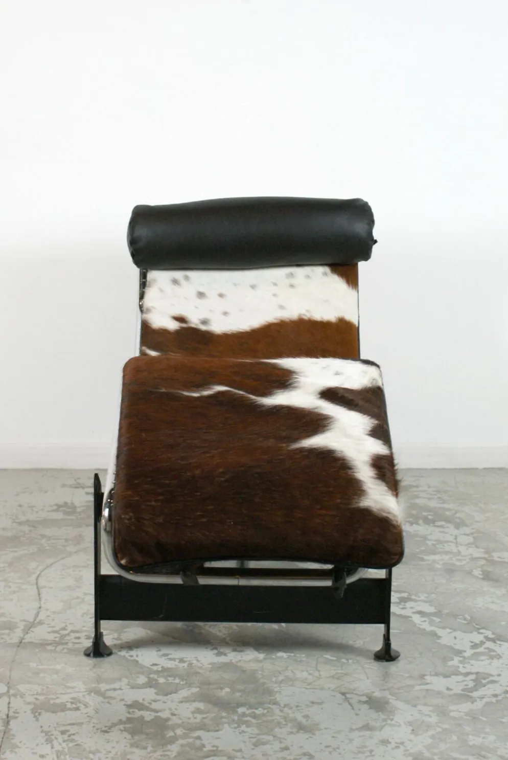 Chaise Longue LC4 par Le Corbusier, Pierre Jeanneret et Charlotte Perriand