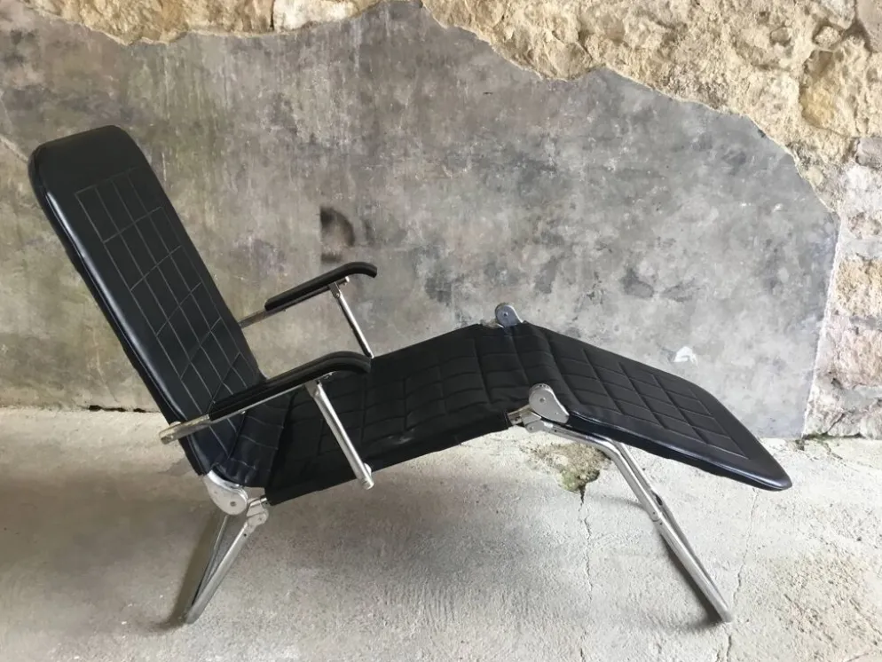 Chaise longue ou transat Condor en cuir noir - made in France - design 1970