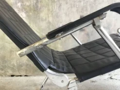 Chaise longue ou transat Condor en cuir noir - made in France - design 1970
