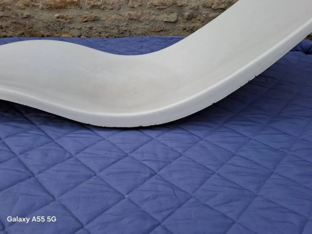 Chaise longue par Charles Zublena