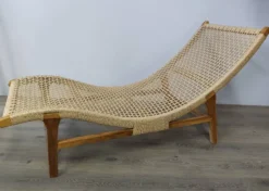 Chaise longue/ transat tressé en teck
