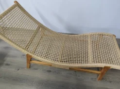 Chaise longue/ transat tressé en teck