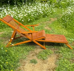 Chaise longue vintage en bambou japonais et repose-pieds