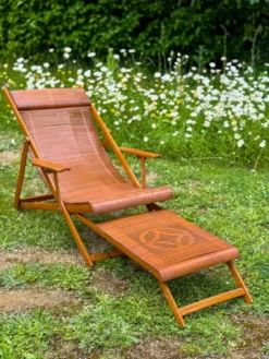 Chaise longue vintage en bambou japonais et repose-pieds