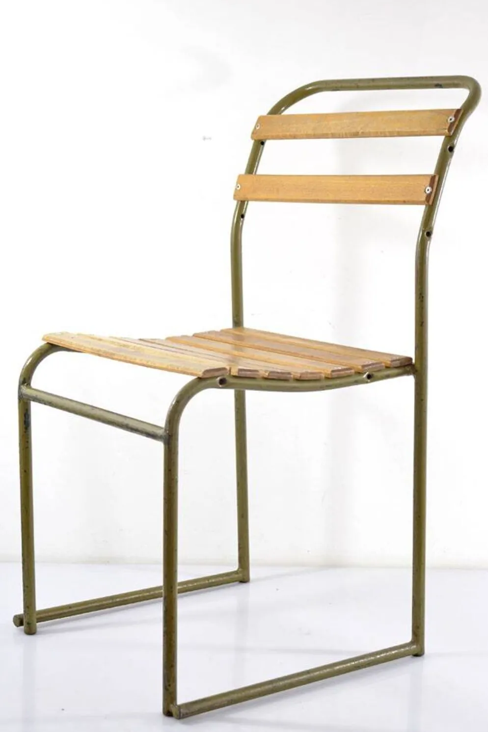 Chaises de patio / véranda vintage – Musée Boijmans, Rotterdam (11 disponibles)