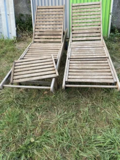 Chaises longues