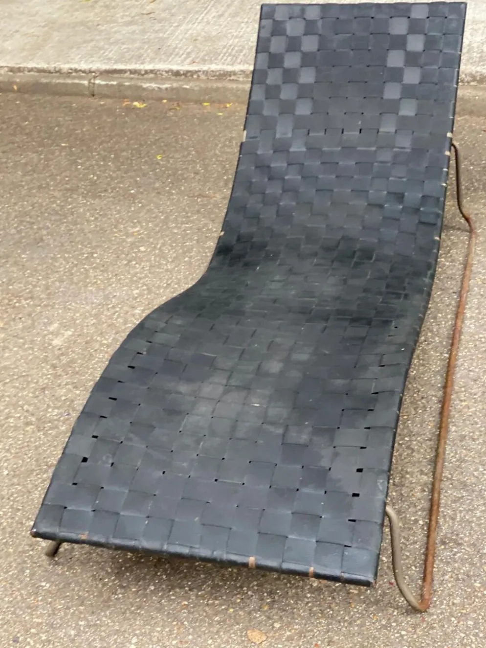 2 chaises longues de jardin en vinyle, années 60
