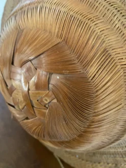 Chapeau asiatique ancien de décoration.
