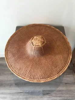 Chapeau asiatique rotin