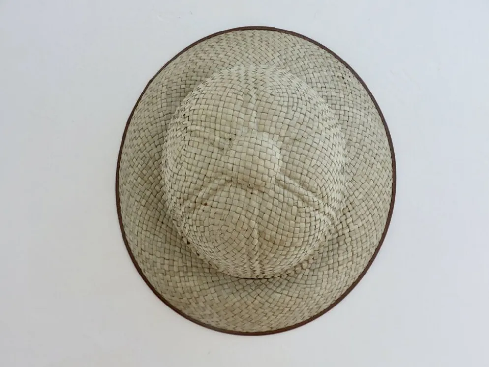 Chapeau, casque colonial, en osier, décoration murale, années 60 70