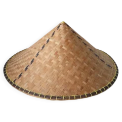 Chapeau chinois en paille