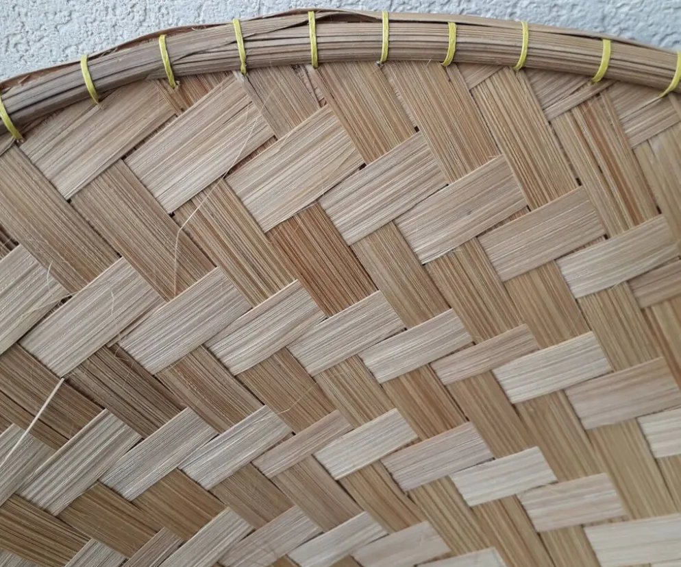 Chapeau chinois en paille