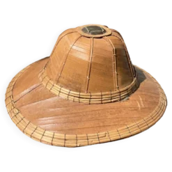 Chapeau colonial bambou années 70 décoration murale