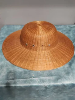 Chapeau colonial en rotin, des années 60-70