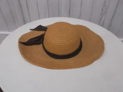 Chapeau paille ancien
