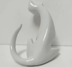 chat hollohaza design années 80 signé