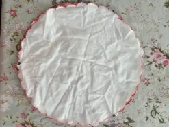 Chauffe-chignon brodé