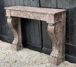 Cheminée Charles X en marbre de Waulsort, XIXème siècle