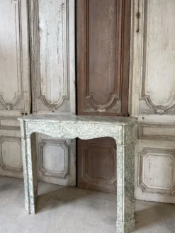Cheminée de Louis XV pompadour circa 1900 marbre vert d’Estours