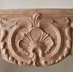 Cheminée XVIII en pierre de Prety (Bourgogne)