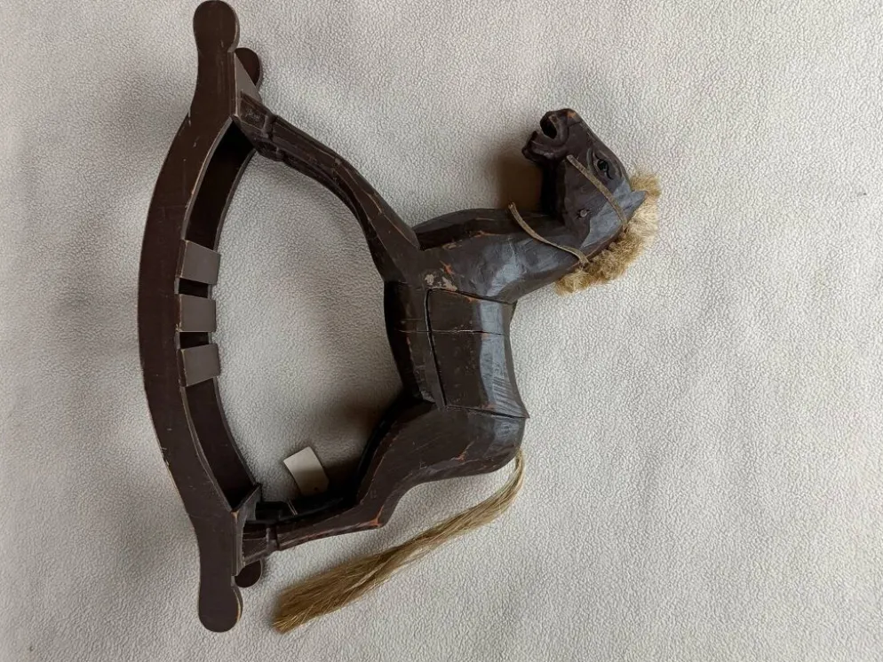 Cheval a bascule rétro bois