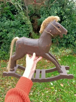 Cheval a bascule rétro bois