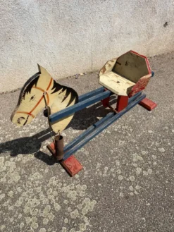 Cheval a bascule vintage