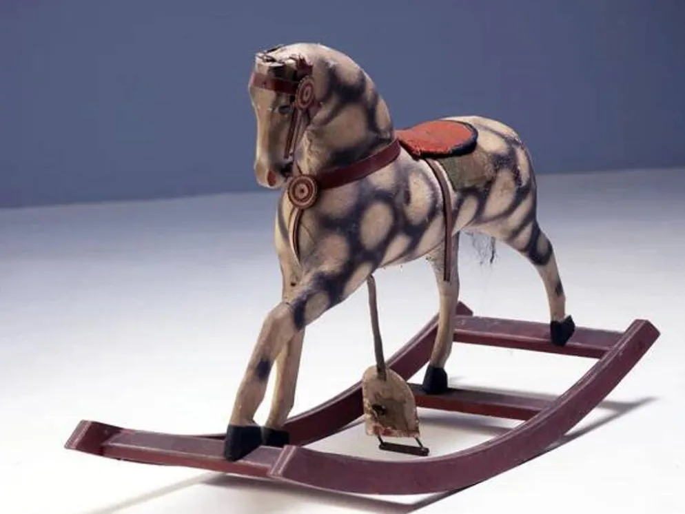 Cheval à bascule ancien, Tchécoslovaquie, années 1940