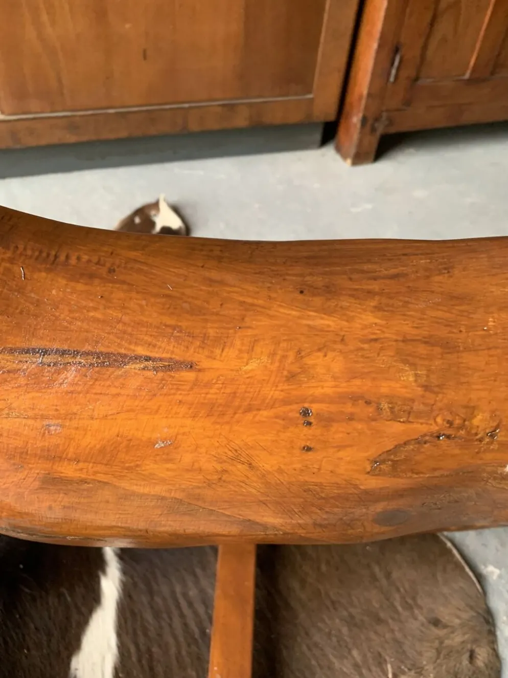 Cheval à bascule en bois