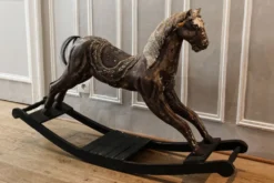 Cheval à bascule en bois, cheval de manège du XIXème siècle
