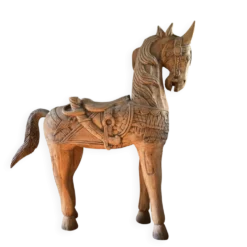 Cheval indien en bois