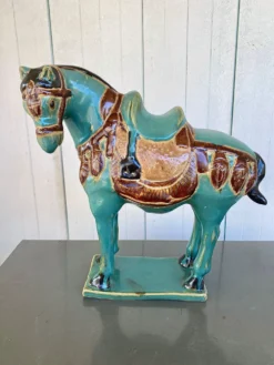 Cheval vintage en Ceramique émaillée turquoise