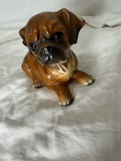 Chien en céramique