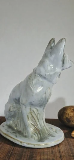 Chien en Faïence, Moulin Des Loups Orchies, Art Déco