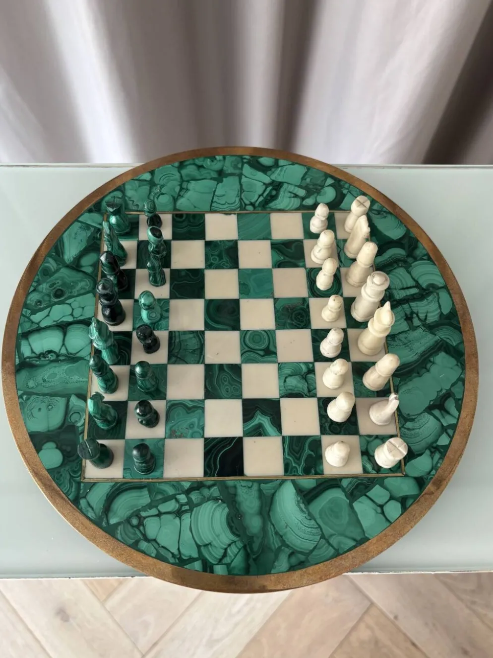 Échiquier en malachite et en ébène