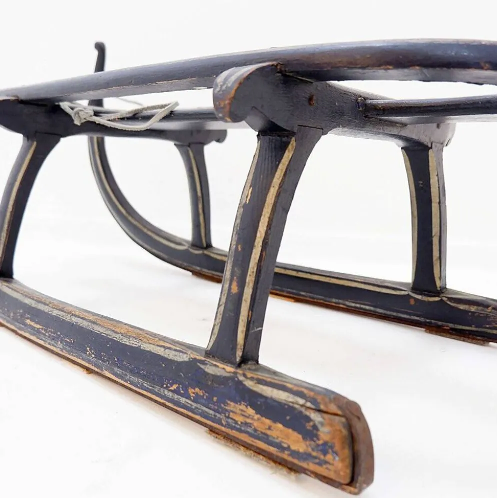 "Chérubin" luge décorative pour enfants en bois courbé du XIXe siècle