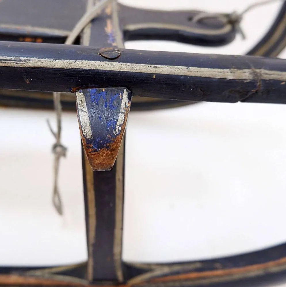 "Chérubin" luge décorative pour enfants en bois courbé du XIXe siècle