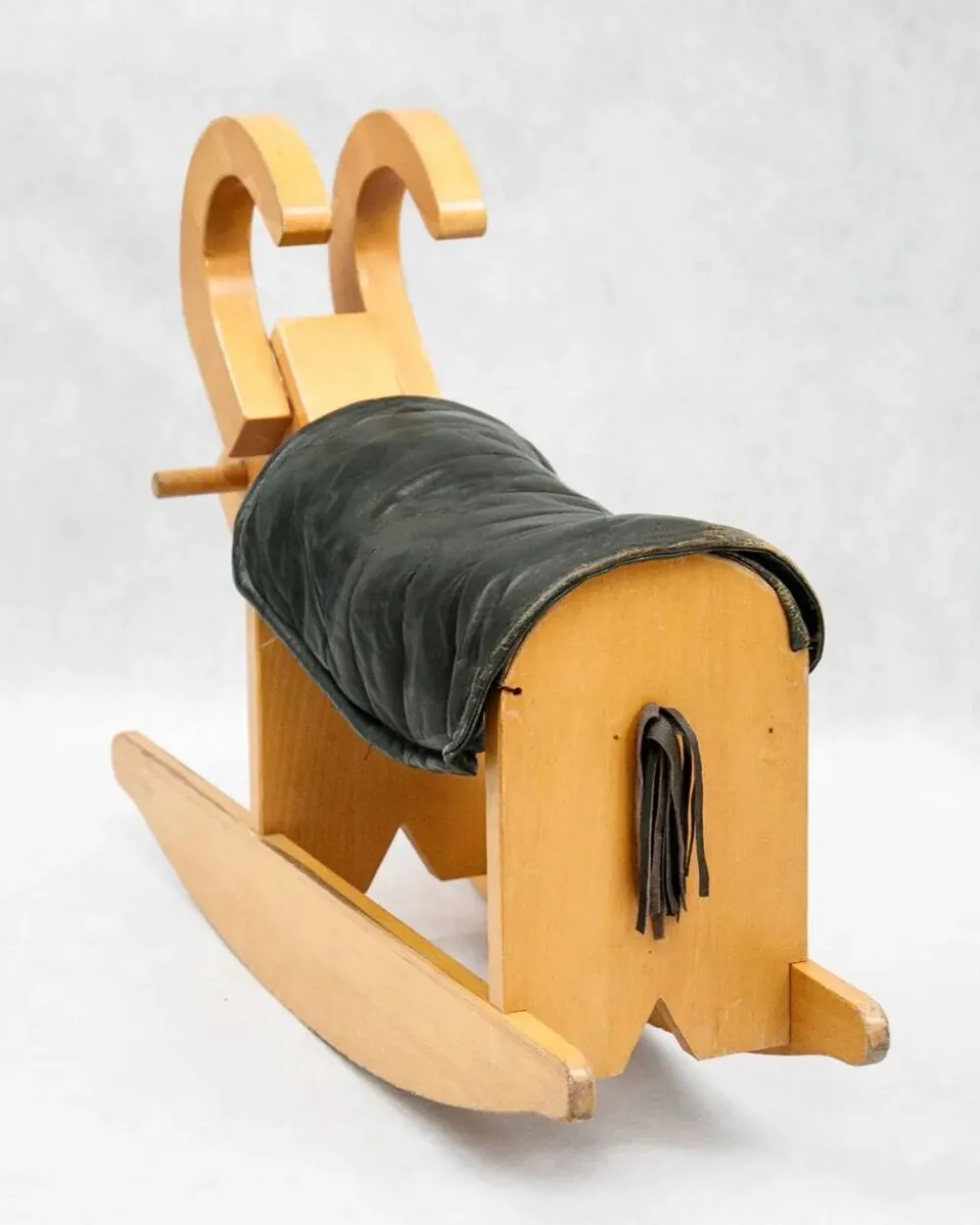 Chèvre à bascule en bois vintage des années 1960
