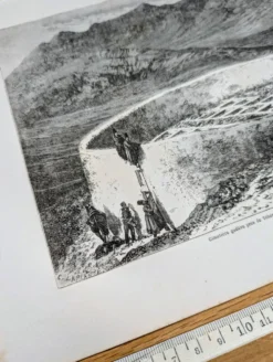 Cimetière guèbre près de Téhéran, Iran. Imprimée en 1866.