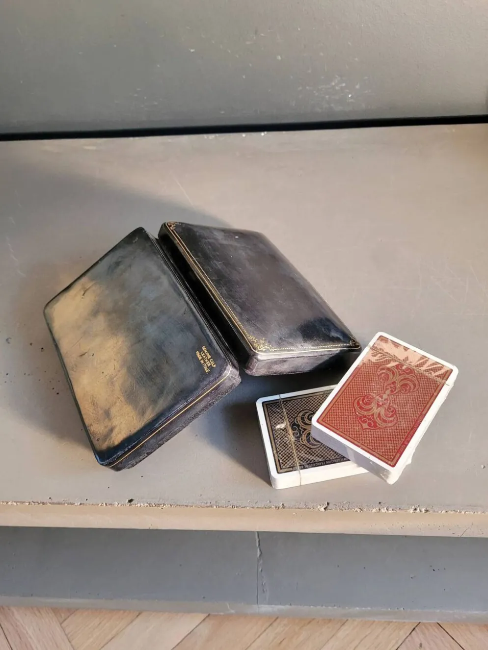 Coffret ancien de jeux de cartes FFB en cuir véritable
