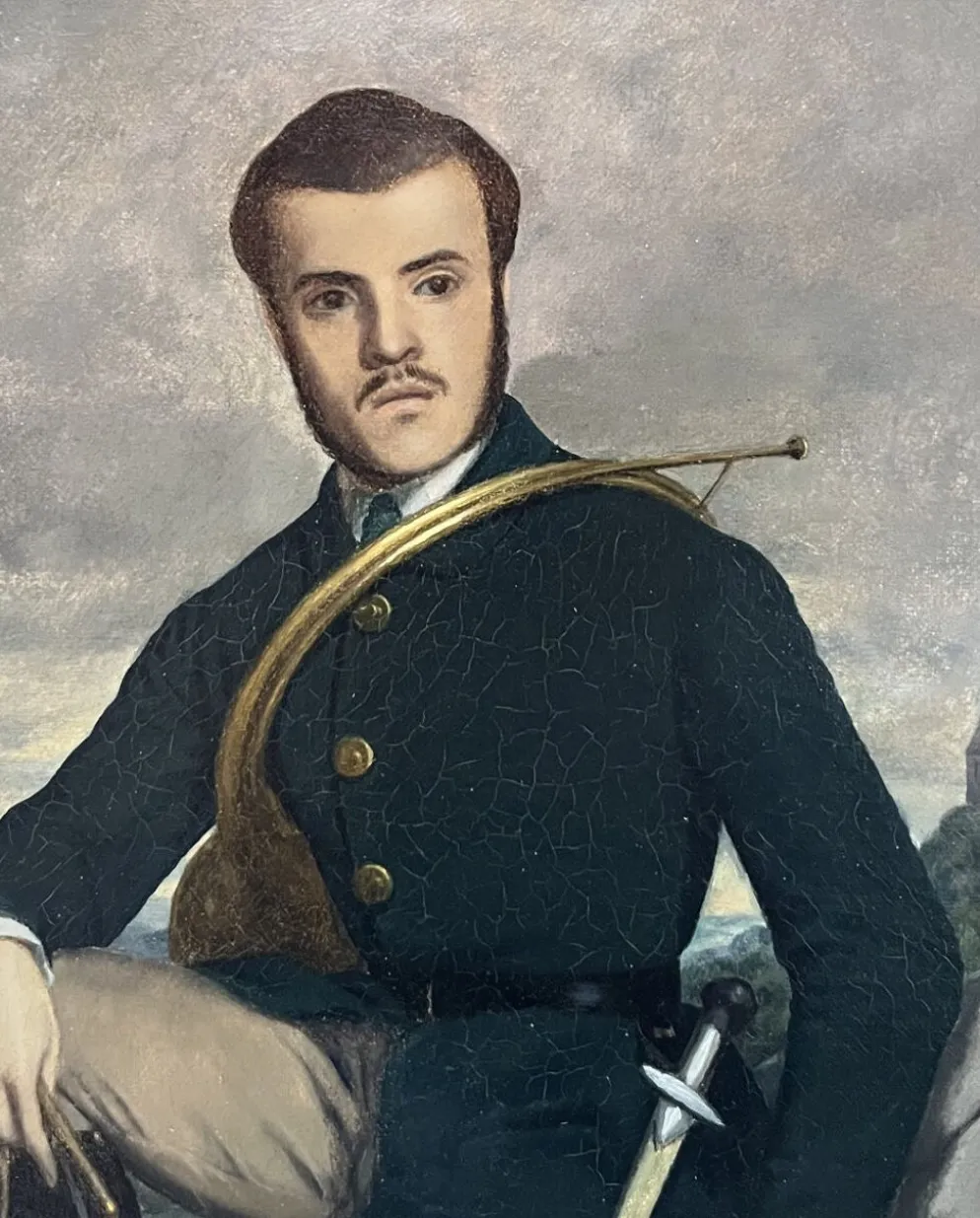 École française début XXe siècle, Portrait d'un chasseur, huile sur toile signée