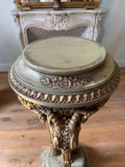 Colonne “aux boucs” de style Louis XVI d’époque Napoléon III