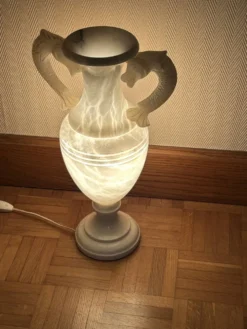 Colonne en albâtre et sa vasque lumineuse