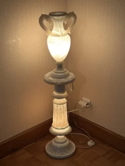 Colonne en albâtre et sa vasque lumineuse