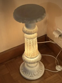 Colonne en albâtre et sa vasque lumineuse