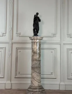 Colonne en albâtre, vers 1880