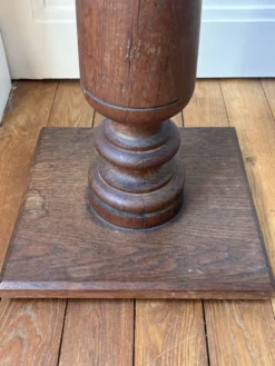 Colonne en bois