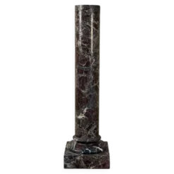 Colonne en marbre Levento, vers 1880