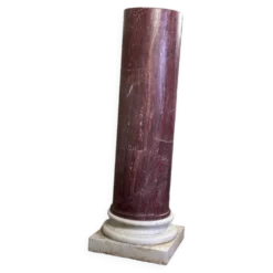 Colonne En Marbre Rose Sur Une Base En Blanc De Carrare Vers 1880