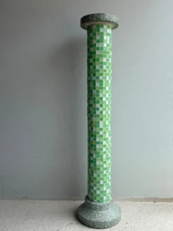 Colonne en mosaïque et terrazza